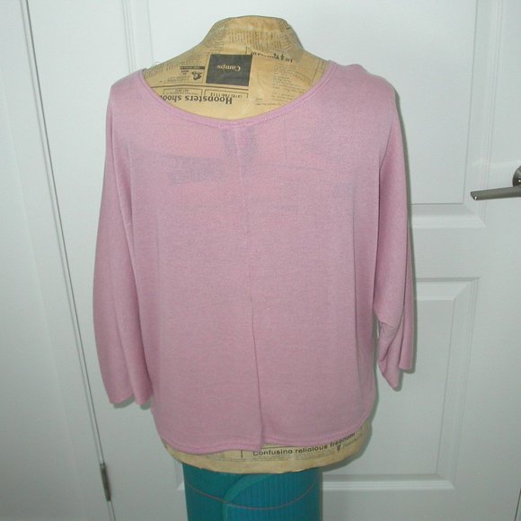 Light Knit Pink Sweater - Picture 3 of 8